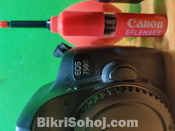 Canon 750D